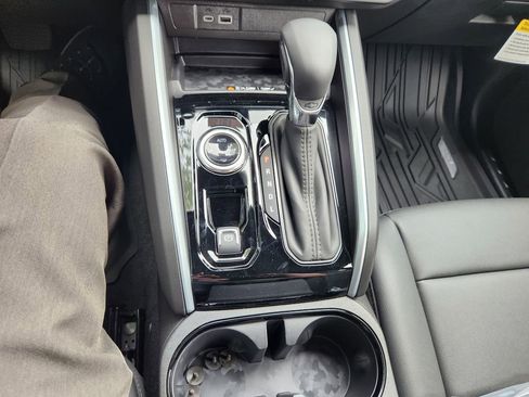 New 2026 Chevrolet Colorado LT w/ LT Convenience Package image 24