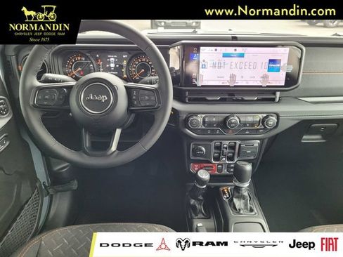 New 2026 Jeep Gladiator Mojave AWD/4WD image 7