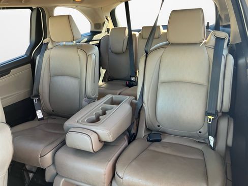 Certified 2024 Honda Odyssey Elite image 12