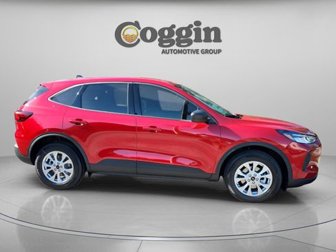 New 2026 Ford Escape Active FWD image 6