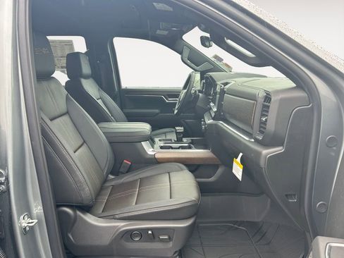 New 2026 Chevrolet Silverado 1500 High Country AWD/4WD image 11