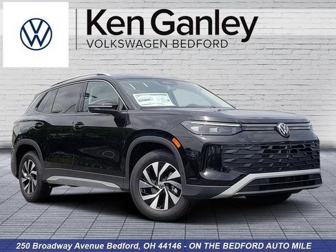 New 2026 Volkswagen Tiguan S FWD image 1
