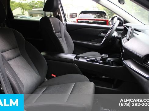 Used 2024 Nissan Rogue SV FWD image 27