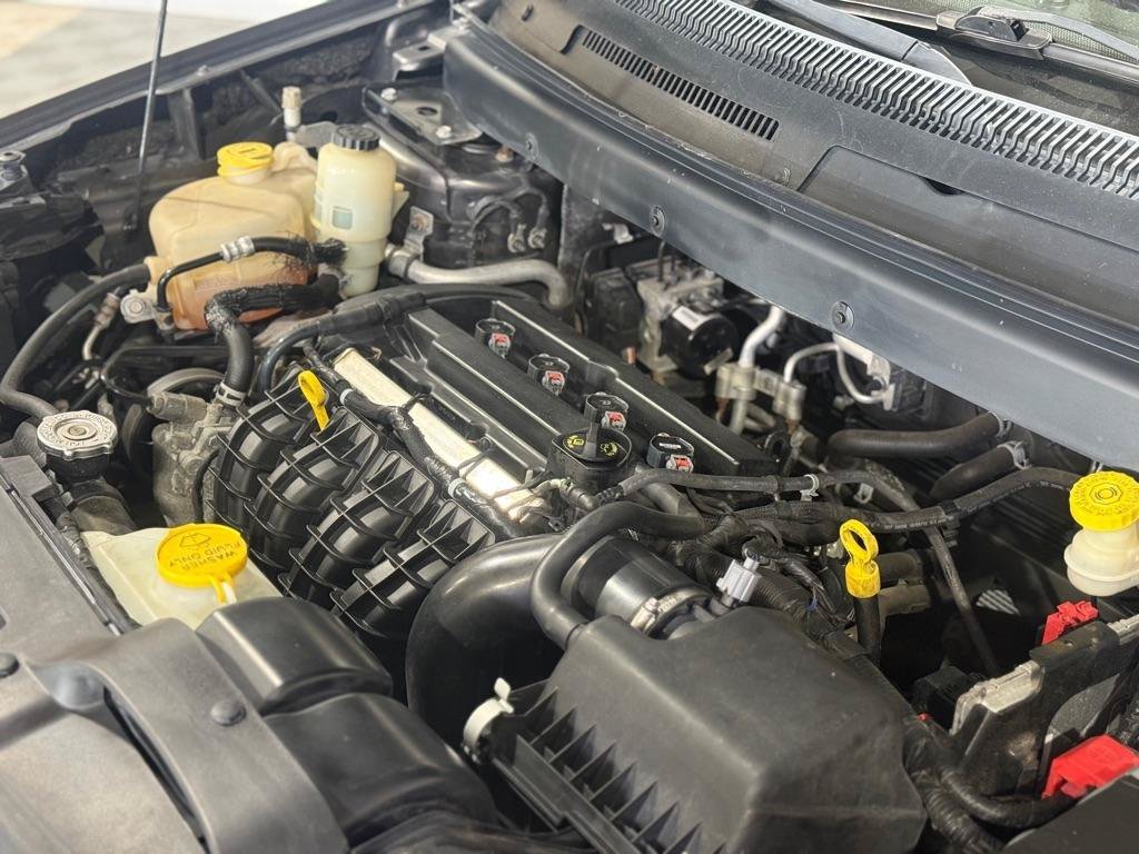 Used 2016 Dodge Journey SXT w/ Blacktop Package FWD image 32