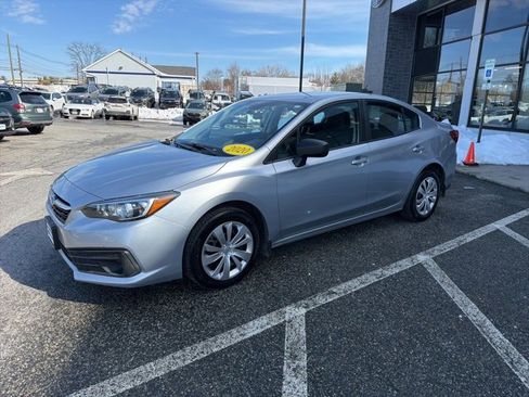 Used 2020 Subaru Impreza 2.0i image 2