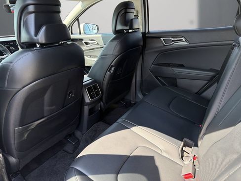 Used 2024 Kia Sportage EX w/ EX Premium Package AWD/4WD image 15
