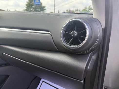 Used 2023 Chevrolet Blazer LT w/ Convenience Package image 14