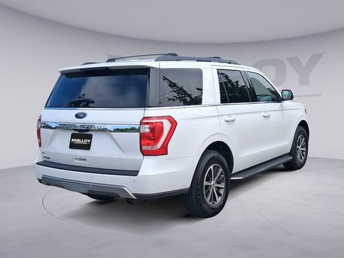 Used 2020 Ford Expedition XLT w/ Equipment Group 202A AWD/4WD image 5