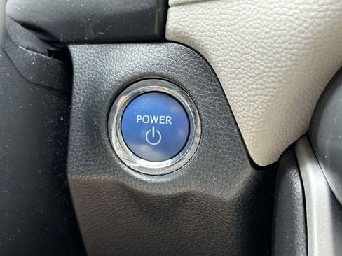 Used 2019 Toyota RAV4 XLE image 22