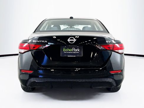 Used 2024 Nissan Sentra SV image 7