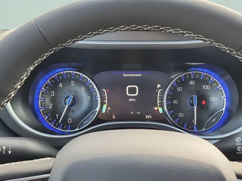 New 2026 Chrysler Voyager LX FWD image 36
