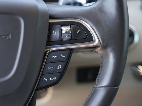 Used 2019 Lincoln Navigator Reserve AWD/4WD image 26