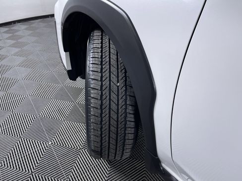 Used 2023 Subaru Crosstrek 2.5i Limited w/ Popular Package #3 image 27