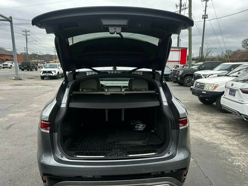 Used 2023 Jaguar F-PACE R-Dynamic S image 15