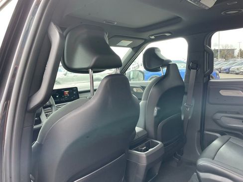 New 2027 Kia Telluride S image 25