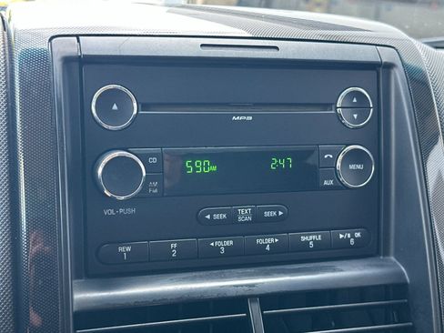 Used 2010 Ford Explorer Sport Trac XLT RWD image 19
