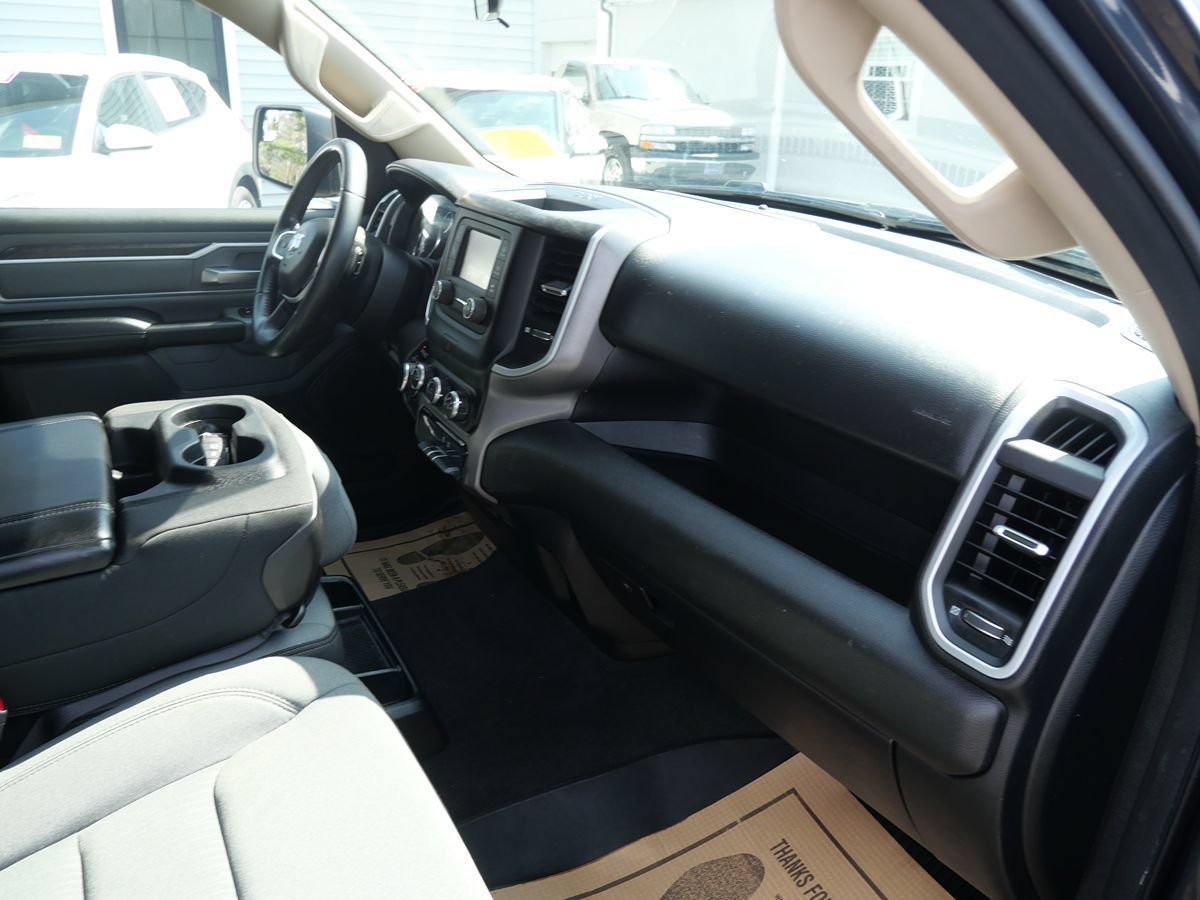 Used 2020 RAM 1500 Big Horn AWD/4WD image 29