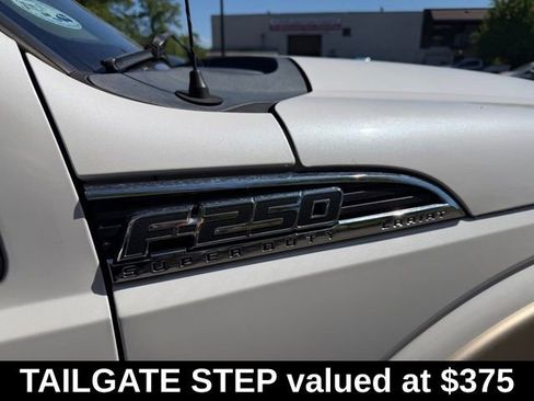 Used 2011 Ford F250 Lariat w/ Lariat Interior Pkg AWD/4WD image 11