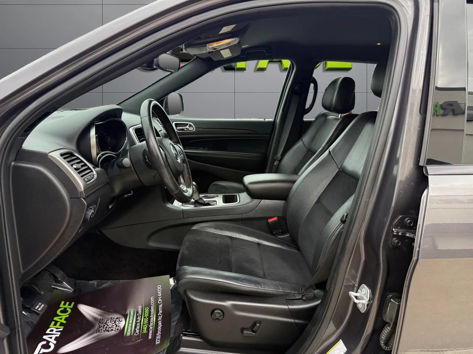 Used 2018 Jeep Grand Cherokee Altitude AWD/4WD image 16