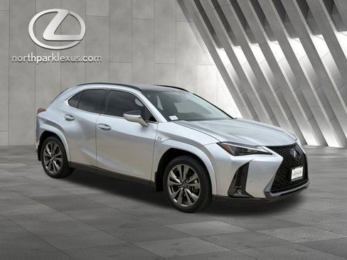 Certified 2024 Lexus UX 250h F Sport FWD image 6