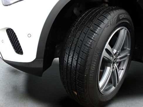 Used 2022 Mercedes-Benz GLC 300 image 41