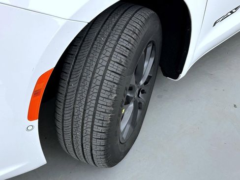 New 2026 Chrysler Pacifica Select image 18