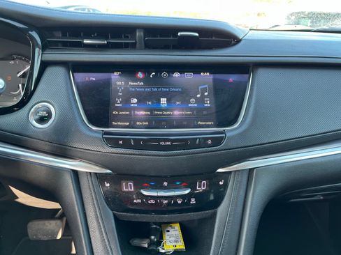 Used 2017 Cadillac XT5 Luxury FWD image 10