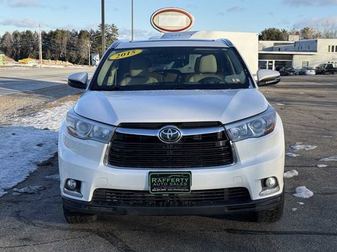 Used 2015 Toyota Highlander Limited image 9
