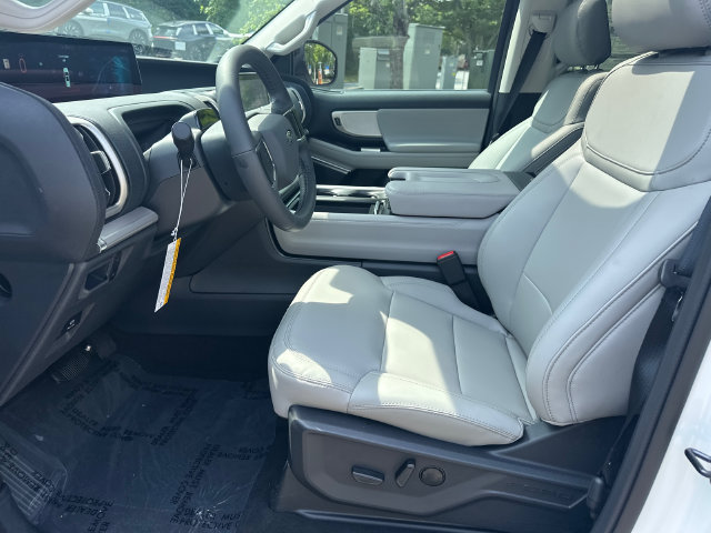 New 2026 Ford Expedition Active RWD image 10