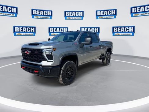 New 2026 Chevrolet Silverado 2500 ZR2 AWD/4WD image 4