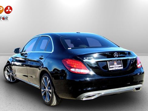 Used 2016 Mercedes-Benz C 300 Sedan image 5