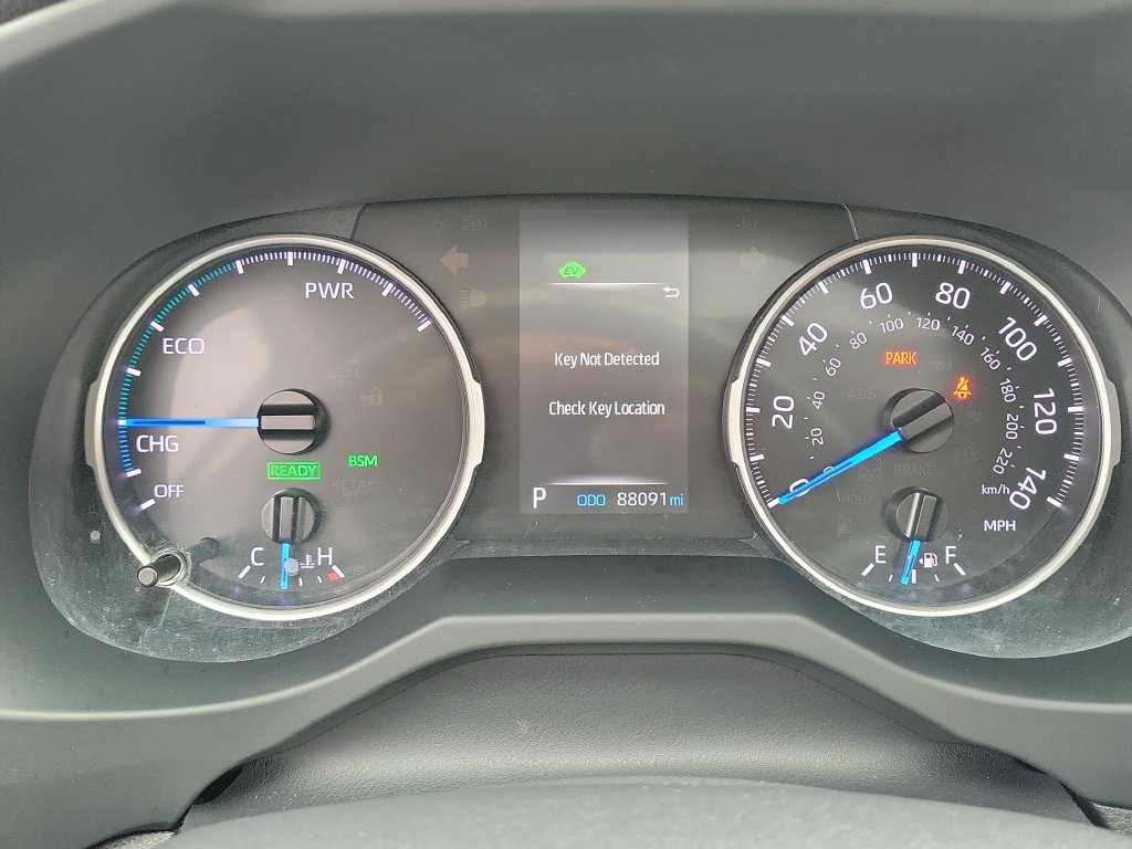 Used 2021 Toyota RAV4 XLE w/ Convenience Package AWD/4WD image 13