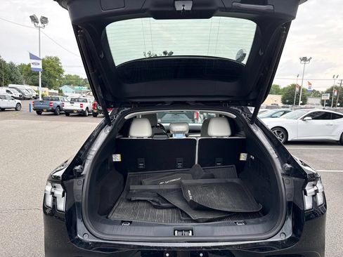 Used 2025 Ford Mustang Mach-E Premium AWD/4WD image 8
