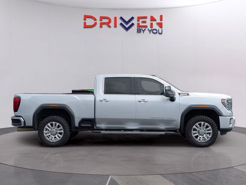 Used 2020 GMC Sierra 2500 Denali w/ Denali Ultimate Package AWD/4WD image 6