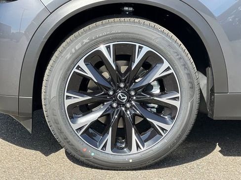 New 2026 MAZDA CX-90 Plug-In Hybrid w/ Premium Plus AWD/4WD image 35