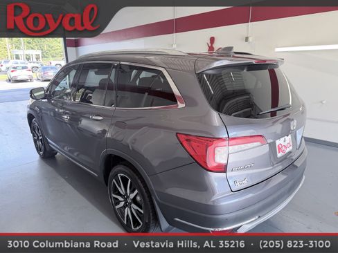 Used 2020 Honda Pilot Touring image 8
