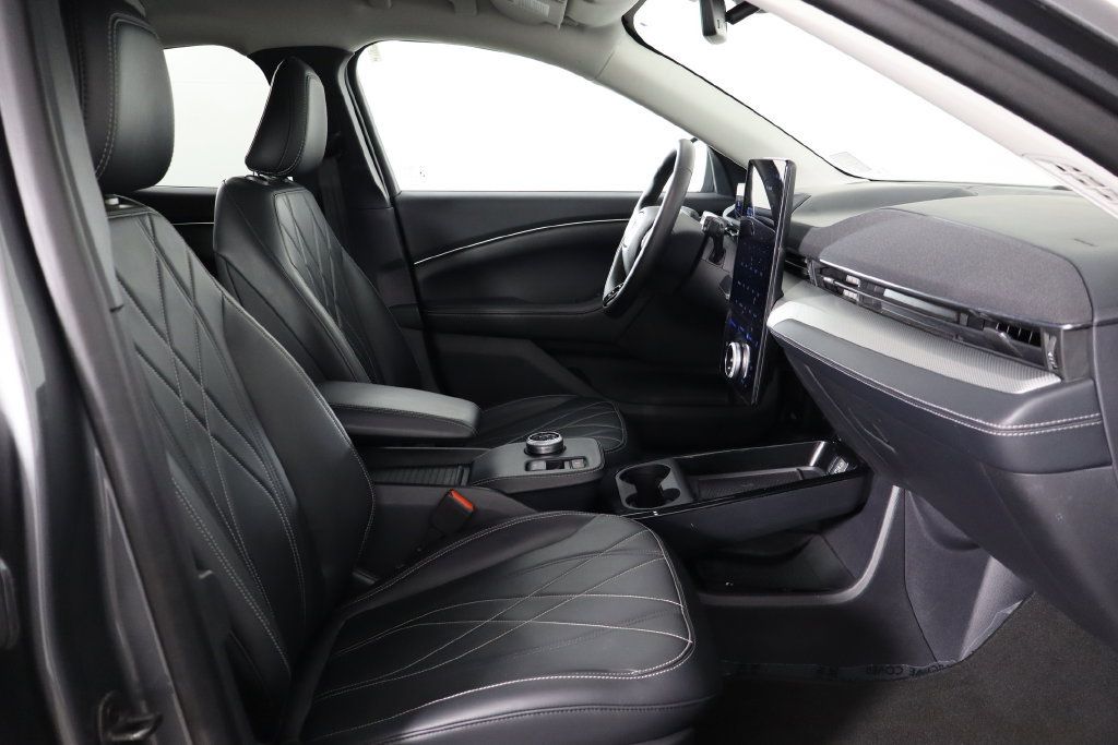 Used 2023 Ford Mustang Mach-E Select AWD/4WD image 18