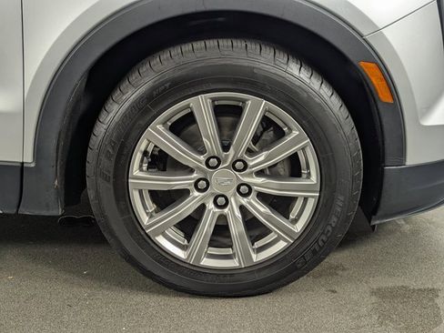 Used 2020 Cadillac XT4 Premium Luxury image 12