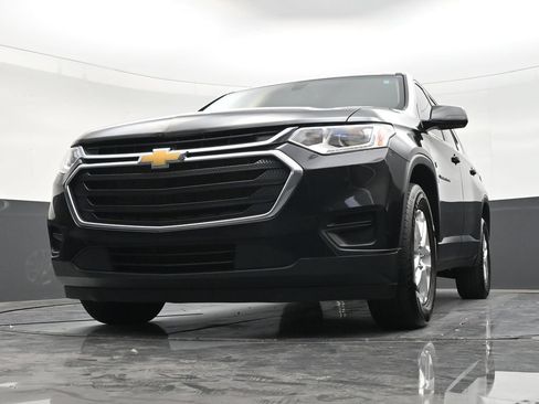 Used 2020 Chevrolet Traverse LS FWD image 28