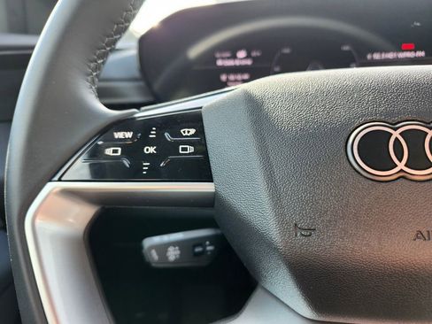 New 2025 Audi Q5 Premium Plus image 18