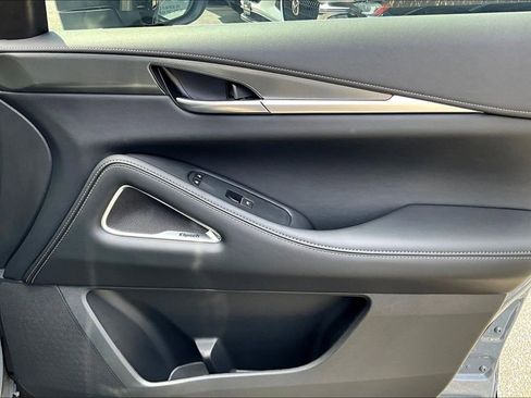 New 2026 INFINITI QX60 Luxe w/ Cargo Package image 23