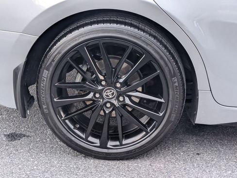 Used 2022 Toyota Camry XSE image 10