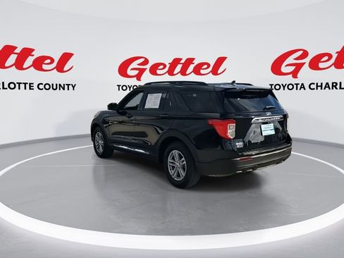 Used 2024 Ford Explorer XLT image 6
