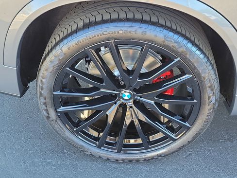 New 2026 BMW X5 xDrive40i w/ M Sport Package image 5