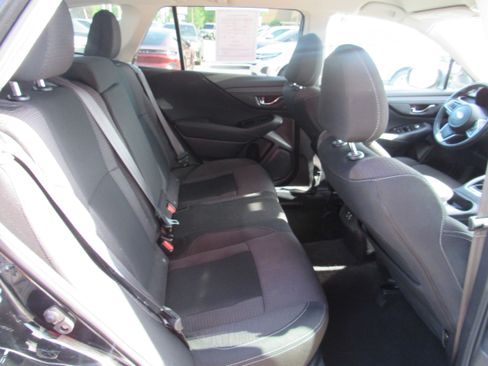 Used 2023 Subaru Outback Premium AWD/4WD image 13