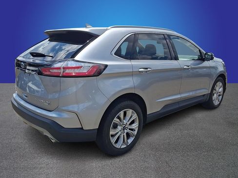Used 2020 Ford Edge Titanium AWD/4WD image 4