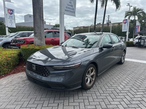 Used 2023 Honda Accord LX image 5