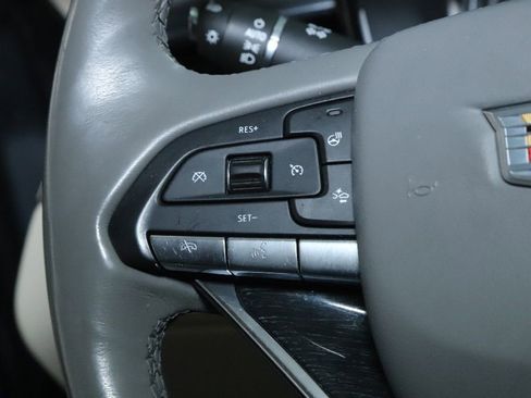 Used 2021 Cadillac XT6 Premium Luxury image 24