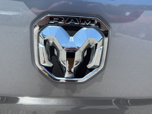 Used 2020 RAM 1500 Big Horn AWD/4WD image 12