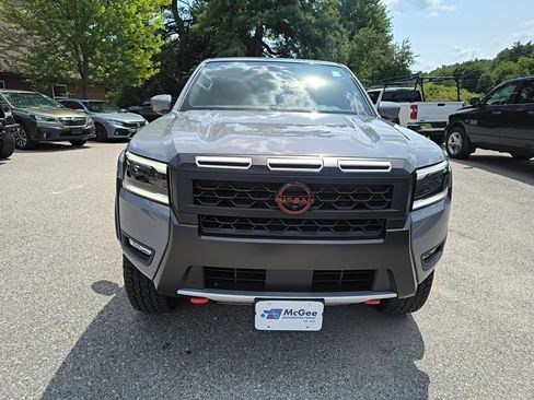 Used 2026 Nissan Frontier PRO-4X w/ Pro Premium Package AWD/4WD image 8